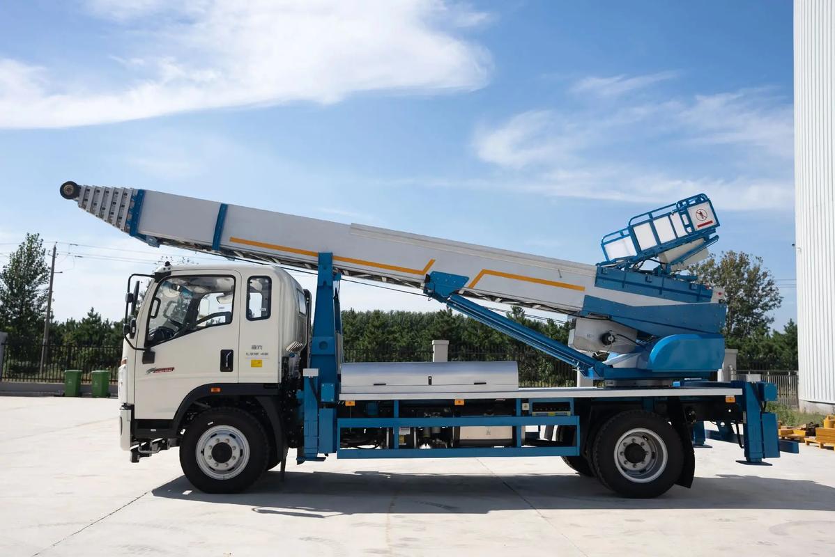 徐州贾汪云梯上料车租赁费用